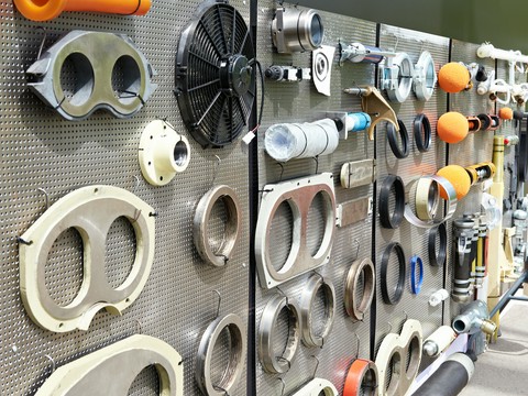 Co warto sprawdzić przed zakupem części zamiennych do maszyn rolniczych?